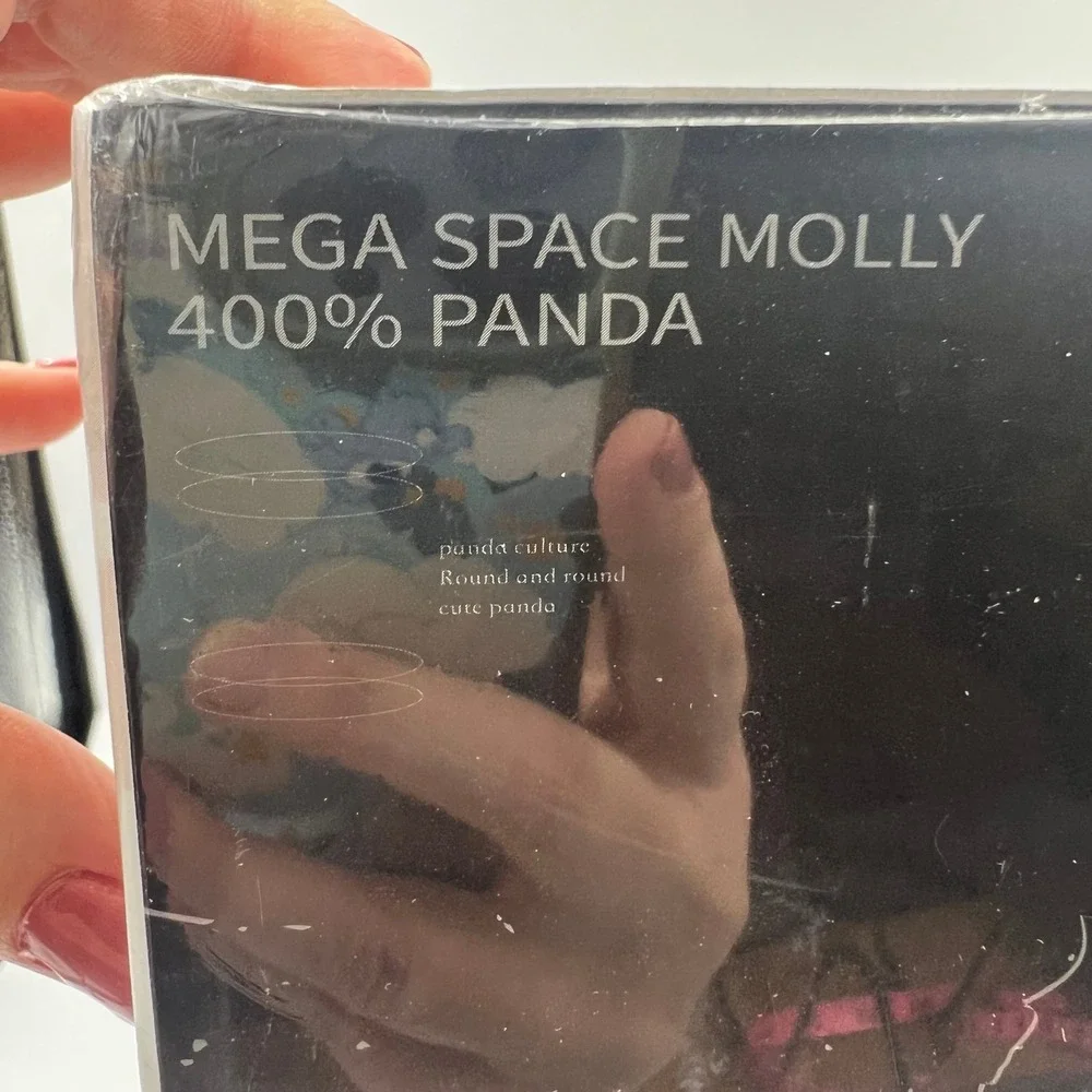 POP MART Mega Space Molly 400% Panda Figure Designer Toy New Sealed Kenny Wong